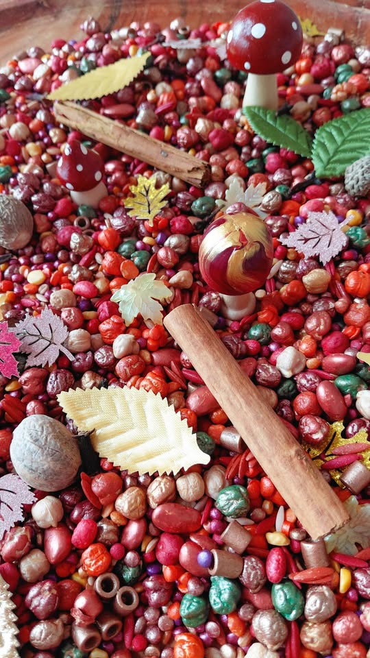 Autumn Harvest Pour & Play